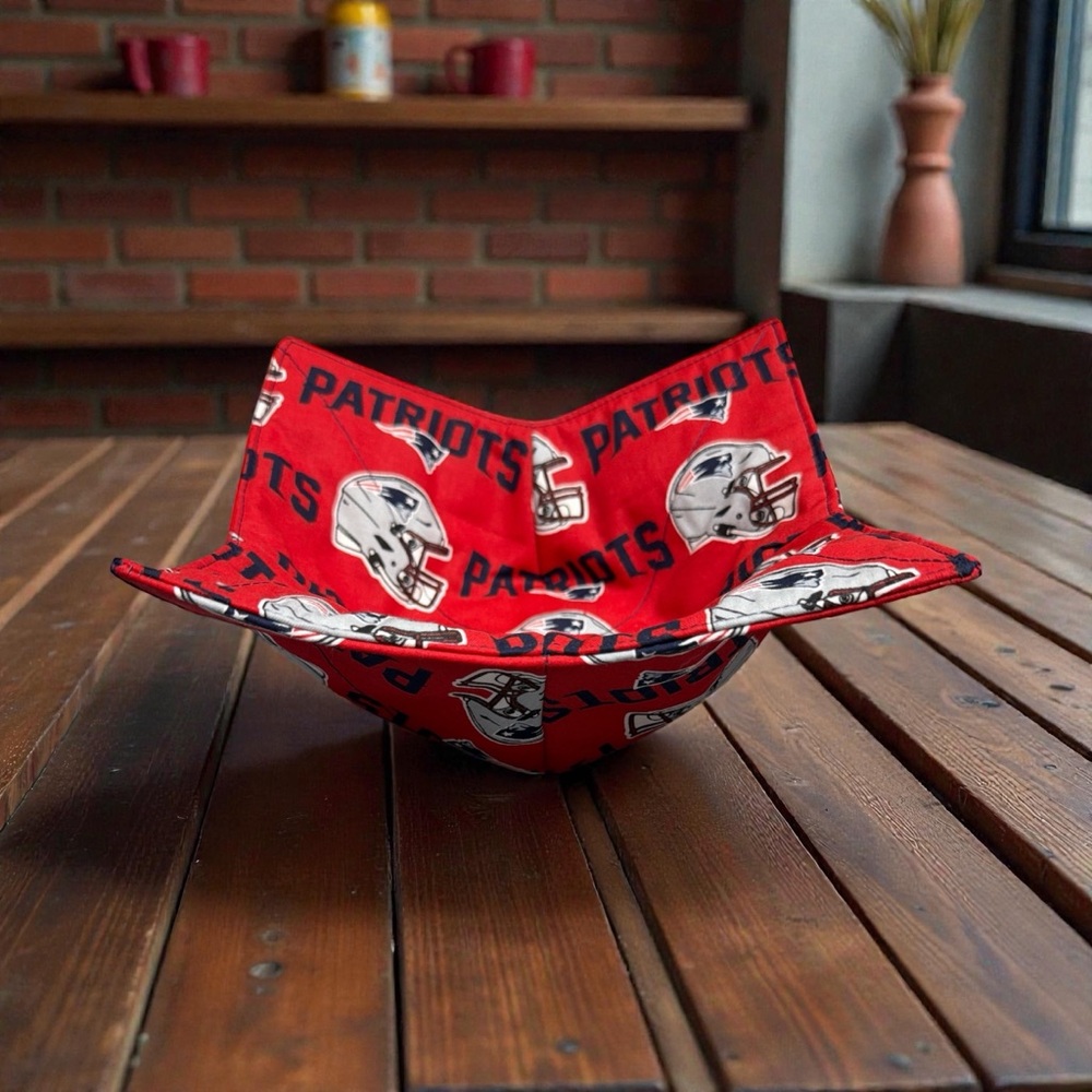 Hand Crafted New England Patriots Bowl Cozy Reversible Microwave Bowl Holder